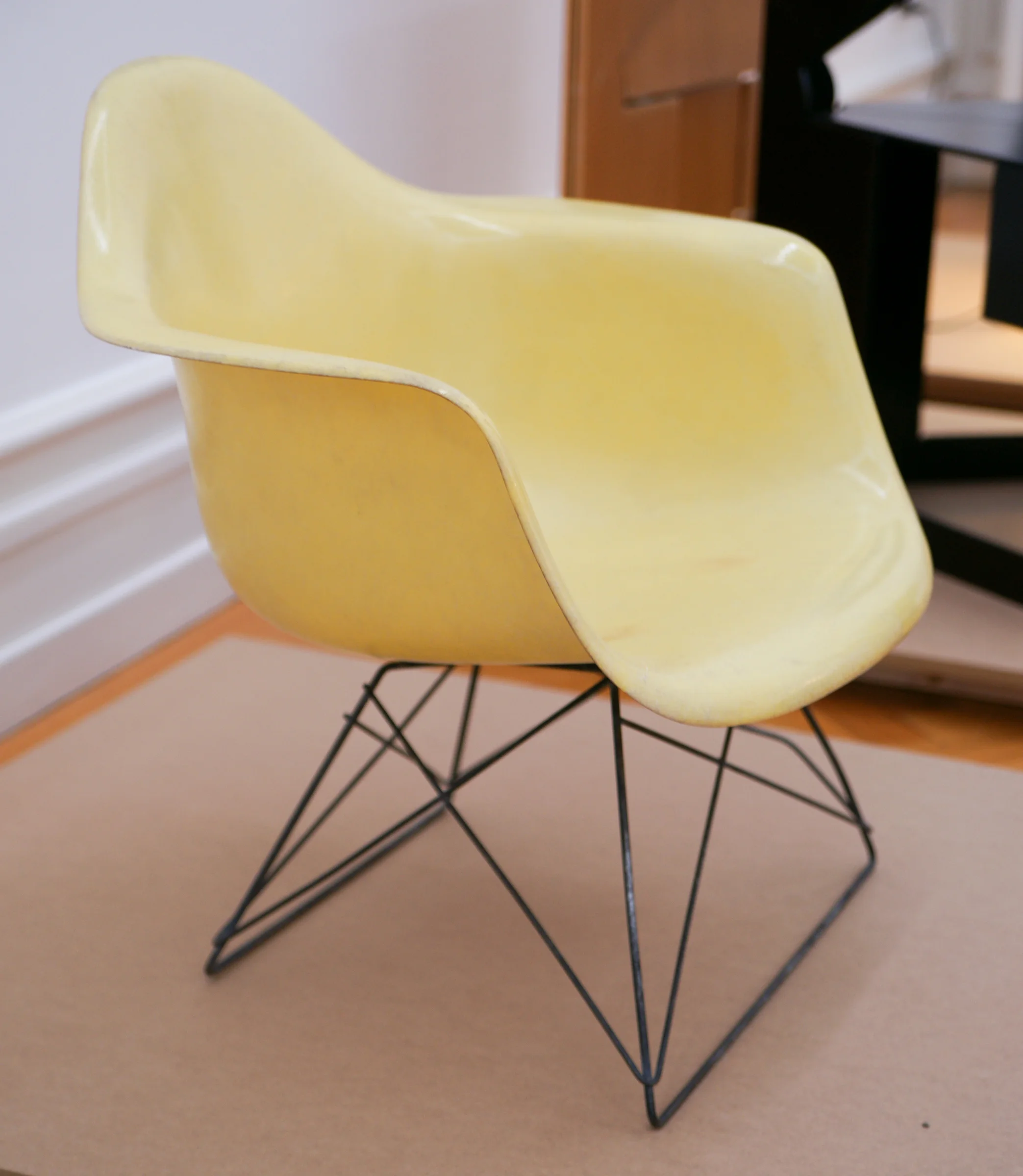Ray Eames Was Not an Assistant: The Woman Behind the Century’s Most Famous Chair