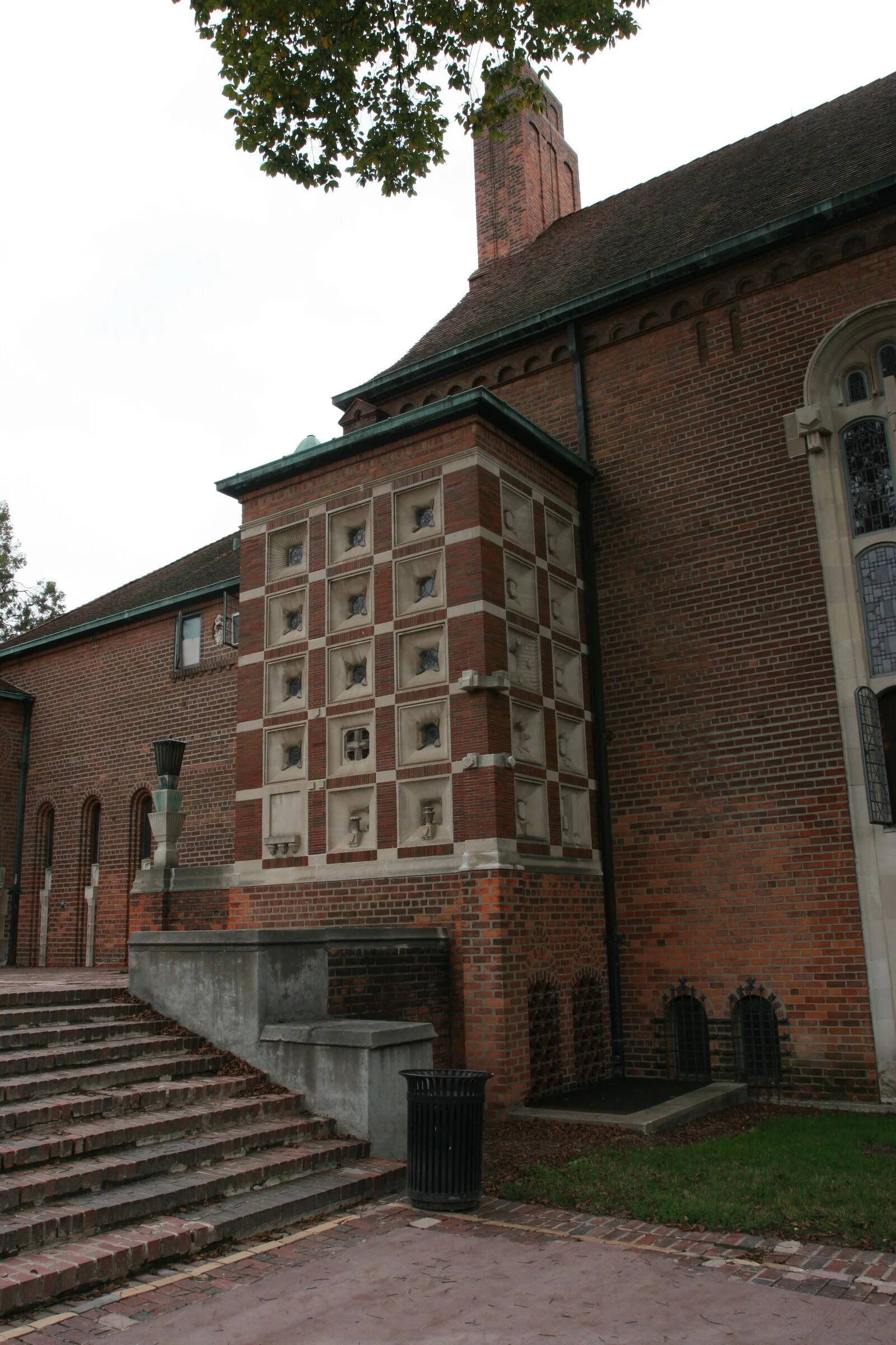 Cranbrook Academy of Art building in Bloomfield Hills, Michigan, where Ray Eames and Charles Eames worked together in the late 1930s